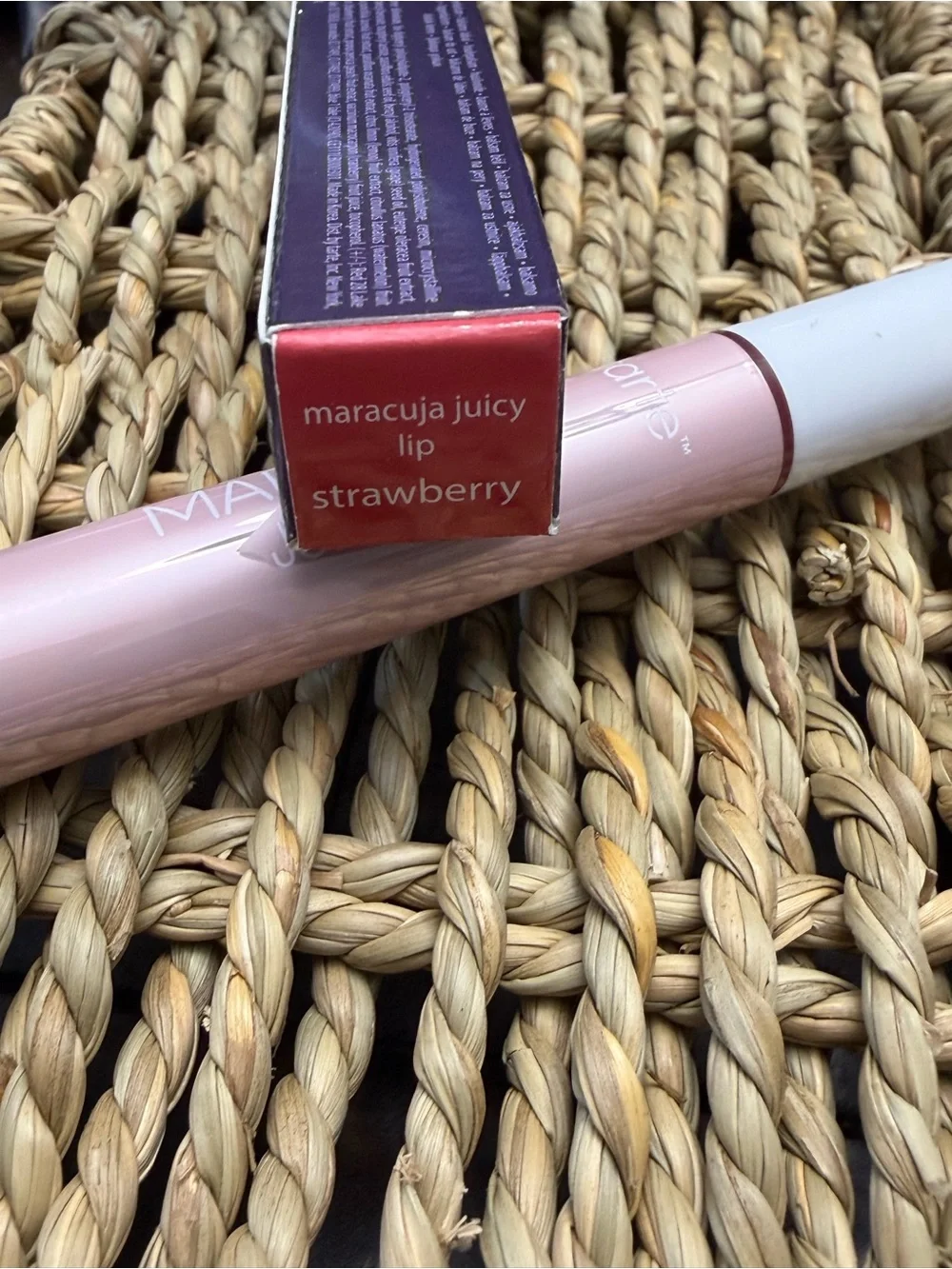 Tarte Maracuja Juicy Lip Strawberry 2.7g / 0.095 oz NIB